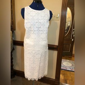 TRINA TURK - 2 pieces ( Blouse/ skirt) size L